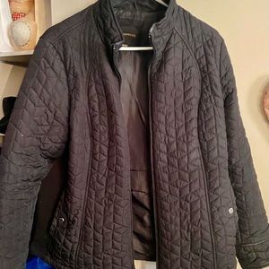 Women’s Weatherproof XL jacket. Lightweight but keeps you warm!